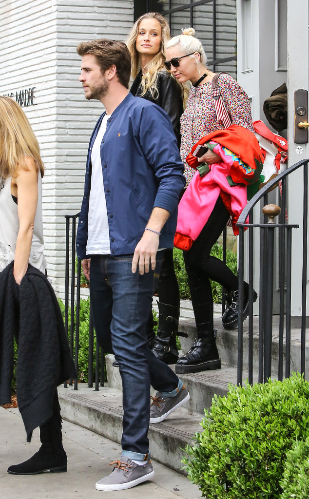 Miley Cyrus, Liam Hemsworth Miley Cyrus, Liam Hemsworth